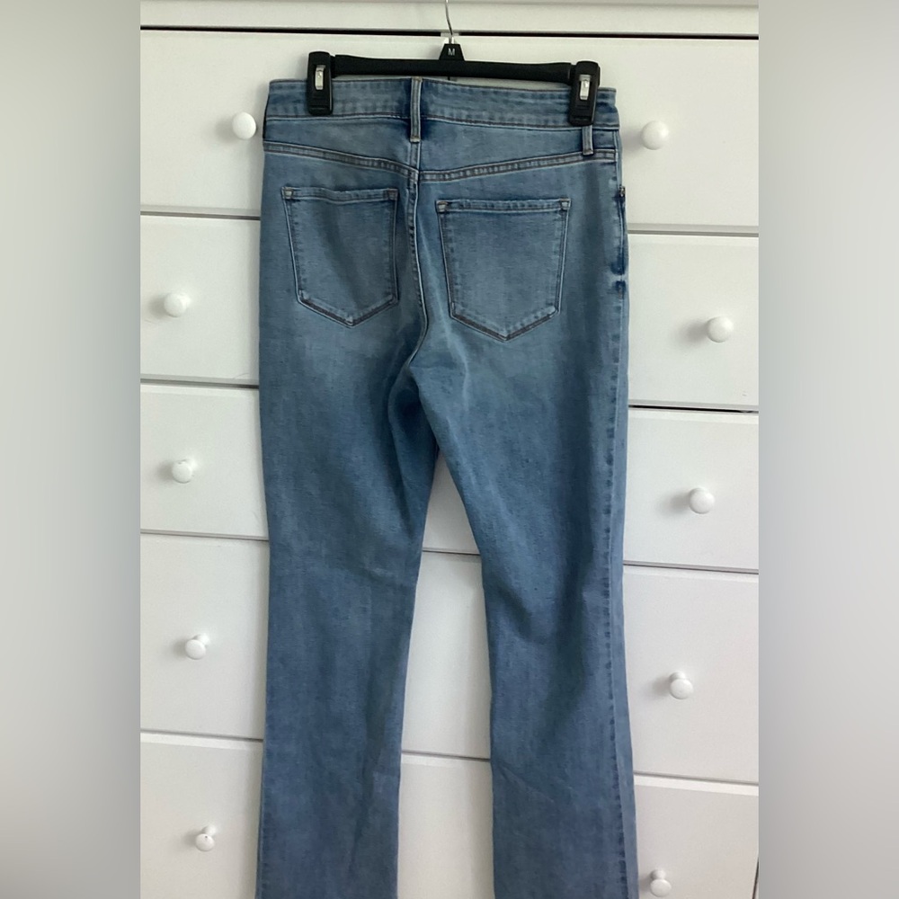 Old Navy High Rise Bootcut Jeans - Picture 4 of 5